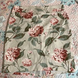 LOFT Skirt, Size 8, Beautiful Floral, 100% cotton, Ann Taylor